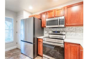 6851 DARTMOUTH HILL ST, RIVERVIEW, FL 33578 Sold 09/23/22