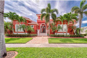 5903 LA ROSA LN, APOLLO BEACH, FL 33572 Sold 05/25/23