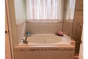 2118 ARCHWOOD CT, OVIEDO, FL 32765 Sold 09/23/22