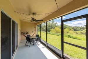 9908 HOUND CHASE DR, GIBSONTON, FL 33534 Sold 10/31/22