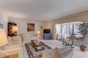 225 HOURGLASS WAY #203, SARASOTA, FL 34242 Sold 08/24/22