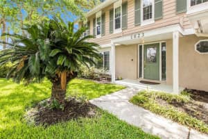 1623 SHADY LEAF DR, VALRICO, FL 33596 Sold 12/29/22