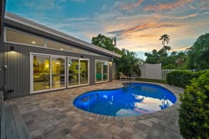 11405 6TH ST E, TREASURE ISLAND, FL 33706 Sold 01/13/23