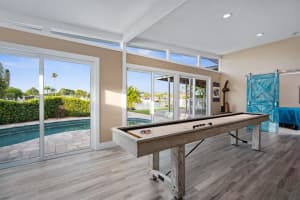 11405 6TH ST E, TREASURE ISLAND, FL 33706 Sold 01/13/23