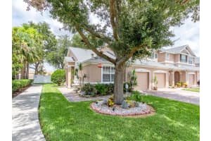 1404 SUMMERGATE DR, VALRICO, FL 33594 Sold 08/12/22