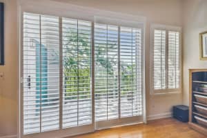 752 CORAL REEF DR, TAMPA, FL 33602 Sold 10/04/22