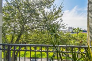 752 CORAL REEF DR, TAMPA, FL 33602 Sold 10/04/22