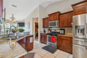 24730 LAUREL RIDGE DR, LUTZ, FL 33559 Sold 08/19/22