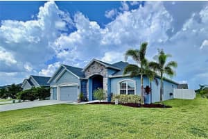 5994 VALENTINO WAY, LAKELAND, FL 33812 Sold 12/05/22