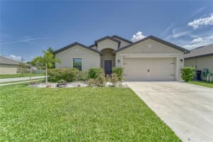 943 WYNNMERE WALK AVE, RUSKIN, FL 33570 Sold 09/15/22