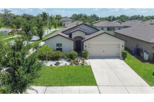 943 WYNNMERE WALK AVE, RUSKIN, FL 33570 Sold 09/15/22