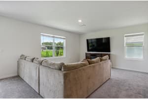 5210 HILLSIDE MEADOW PL, TAMPA, FL 33610 Sold 09/21/22