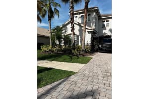 18009 MALAKAI ISLE DR, TAMPA, FL 33647 Sold 04/21/23
