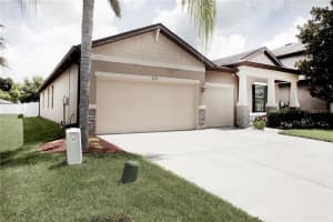 2225 LANDSIDE DR, VALRICO, FL 33594 Sold 09/22/22