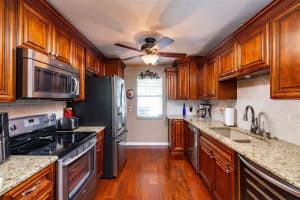 6905 LAKE PLACE CT, TAMPA, FL 33634 Sold 09/09/22