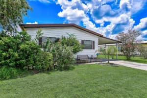 183 N SAINT THOMAS CIR, APOLLO BEACH, FL 33572 Sold 09/16/22