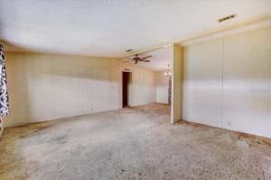 183 N SAINT THOMAS CIR, APOLLO BEACH, FL 33572 Sold 09/16/22