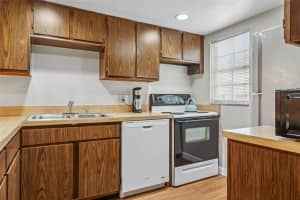3812 N Oak Dr, Tampa, FL 33611, Sold 09/01/22