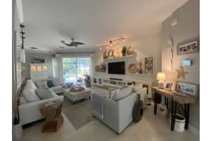4615 Shark Dr, Bradenton, FL 34208, Sold 08/30/22