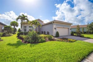 15563 Corona Del Mar Dr, Wimauma, FL 33598, Sold 11/17/22