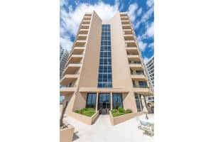 3023 S Atlantic Ave, Daytona Beach Shores, FL 32118, Sold 10/05/22
