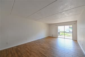 3805 N OAK DR #C41, TAMPA, FL 33611 Sold 09/23/22