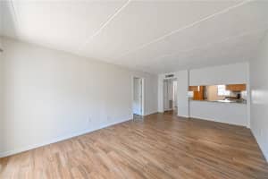 3805 N OAK DR #C41, TAMPA, FL 33611 Sold 09/23/22