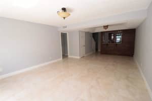 7517 CAMARINA CALLE, TAMPA, FL 33615 Sold 12/12/23