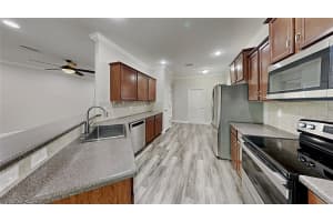 612 19th St NW, Ruskin, FL 33570, Sold 10/28/22