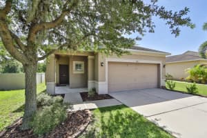 720 College Chase Dr, Ruskin, FL 33570, Sold 09/09/22