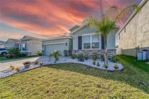 582 8th St NW, Ruskin, FL 33570, Sold 10/07/22