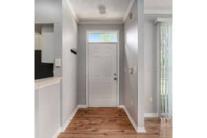 10572 WINDSOR LAKE CT #10572, TAMPA, FL 33626 Sold 08/19/22