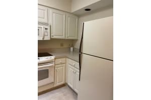 4782 Fox Hunt Dr, Zephyrhills, FL 33543, Sold 10/18/22