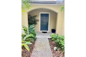 10818 GREAT CARLISLE CT, RIVERVIEW, FL 33578 Sold 12/21/22