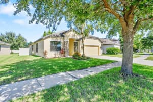 11121 FOSTER CARRIAGE RD, LITHIA, FL 33547 Sold 09/19/22