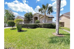 8903 EASTMAN DR, TAMPA, FL 33626 Sold 10/12/22