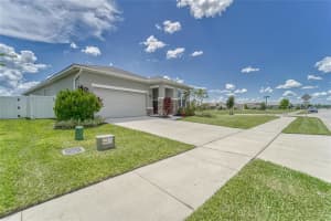 156 Summershore Dr, Auburndale, FL 33823, Sold 12/30/22