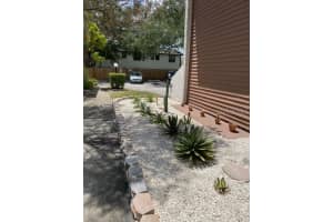 2792 CURRY FORD RD #D, ORLANDO, FL 32806 Sold 10/28/22