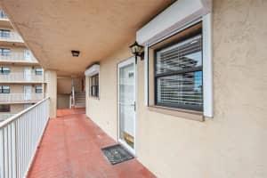 19451 GULF BLVD #409, INDIAN SHORES, FL 33785 Sold 10/31/22