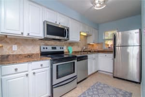2675 ST JOSEPHS DR E #B, DUNEDIN, FL 34698 Sold 09/30/22