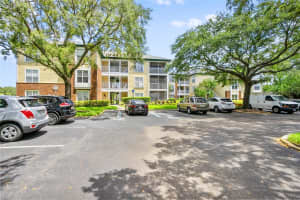 4107 Chatham Oak Ct, Tampa, FL 33624, Sold 09/14/22