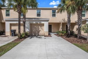 9806 HOUND CHASE DR, GIBSONTON, FL 33534 Sold 05/15/23