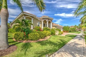 6452 Rubia Cir, Apollo Beach, FL 33572, Sold 01/24/23