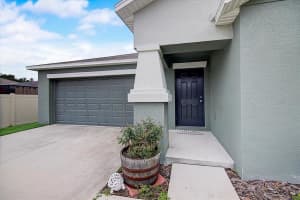 10406 FAIRY MOSS LN, RIVERVIEW, FL 33578 Sold 09/26/22