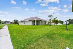 36185 Stable Wilk Ave, Zephyrhills, FL 33541, Sold 09/27/22
