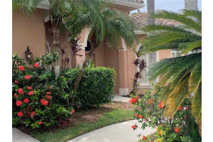 8809 Havenridge Dr, Sarasota, FL 34238, Sold 10/27/22