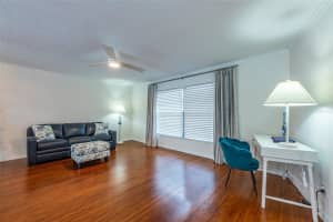 910 CHIPAWAY DRIVE, APOLLO BEACH, FL 33572 - MLS#MFRT3395935