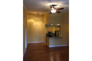 9918 COURTNEY PALMS BLVD #302, TAMPA, FL 33619 Sold 11/28/22