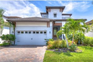 1025 Seagrape Dr, Ruskin, FL 33570, Sold 04/20/23