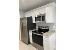 8541 Gold Ridge Cir, Tampa, FL 33619, Sold 10/14/22